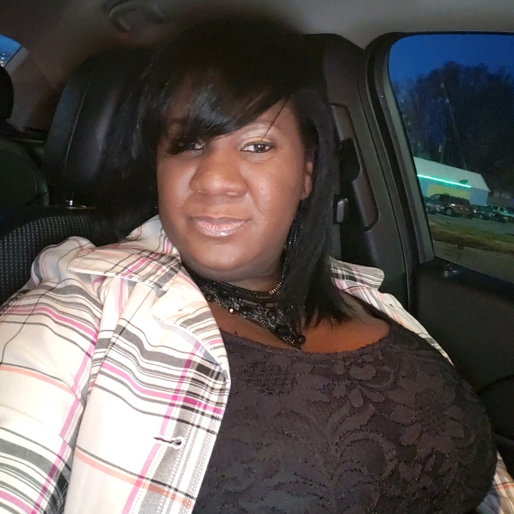 Meet your Posher, Jonnetta